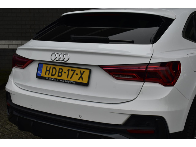 Audi Q3 Sportback 45 TFSI e Edition Navi Camera LED 19 Velgen PHEV