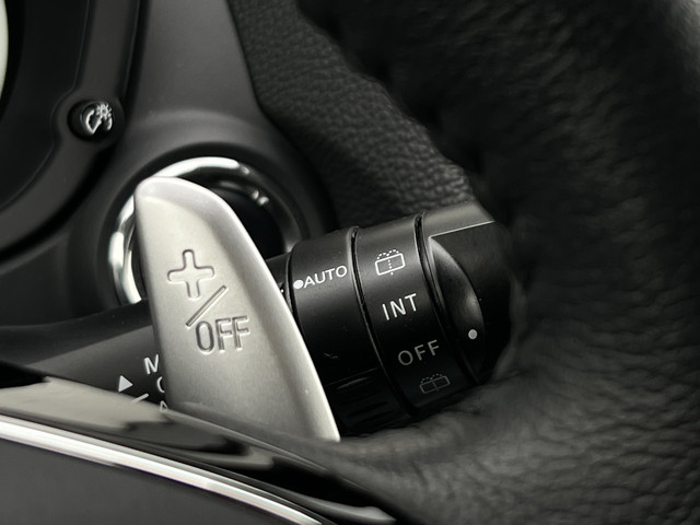 Mitsubishi Eclipse Cross 2.4 PHEV Intense | Carplay | Camera | 18 inch | Keyless