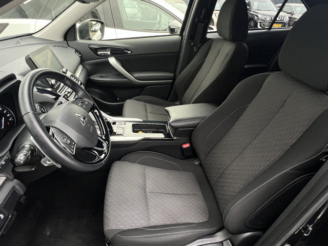 Mitsubishi Eclipse Cross 2.4 PHEV Intense | Carplay | Camera | 18 inch | Keyless
