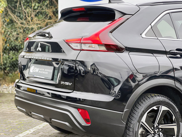 Mitsubishi Eclipse Cross 2.4 PHEV Intense | Carplay | Camera | 18 inch | Keyless