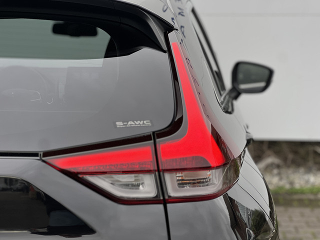 Mitsubishi Eclipse Cross 2.4 PHEV Intense | Carplay | Camera | 18 inch | Keyless