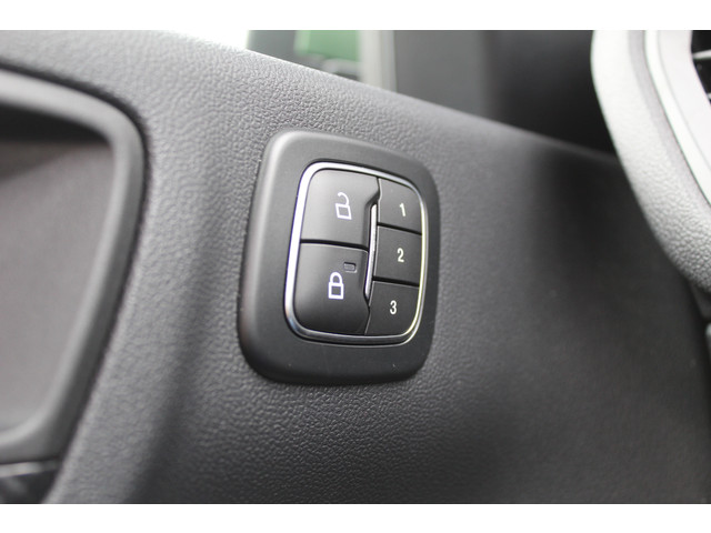 Ford Kuga 2.5 PHEV ST-Line X | Trekhaak | Panoramadak | AGR | Led | Head-up | B&O