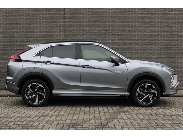 Mitsubishi Eclipse Cross 2.4 PHEV Black Edition Automaat, Navigatie, Cruise Climate control, Apple carplay Android auto, 360 Camera, Audio Bluetooth DAB