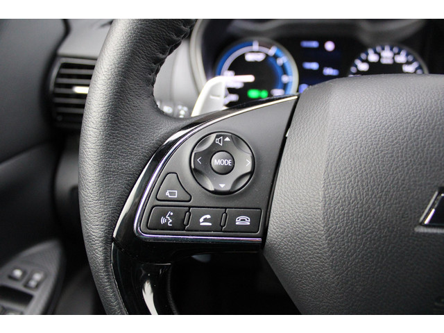 Mitsubishi Eclipse Cross 2.4 PHEV Black Edition Automaat, Navigatie, Cruise Climate control, Apple carplay Android auto, 360 Camera, Audio Bluetooth DAB