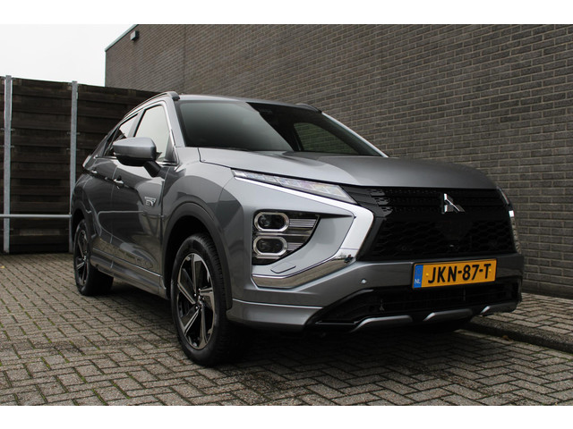 mitsubishi-eclipse-cross-2.4-phev-black-edition-automaat--navigatie--cruise-climate-control--apple-carplay-android-auto--360-camera--audio-bluetooth-dab