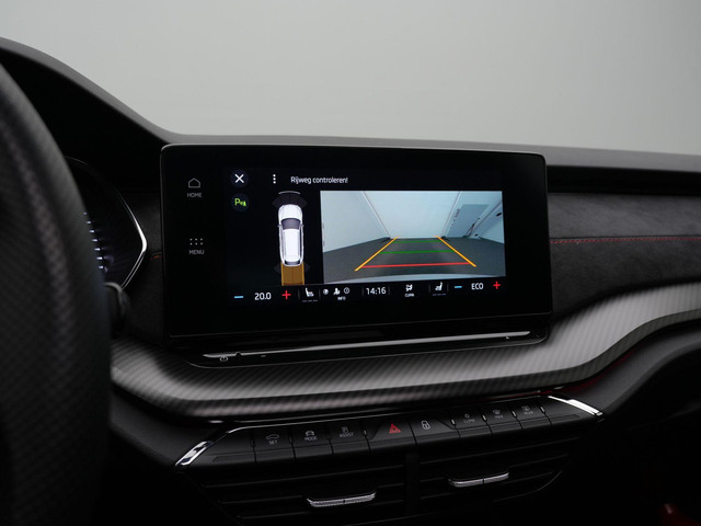 Skoda Octavia Combi 1.4 TSI RS iV 245 pk DSG PHEV Business | Panoramadak | Canton | Adaptief onderstel | Matrix LED | Achteruitrijcamera | Sto