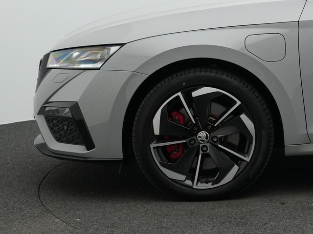 Skoda Octavia Combi 1.4 TSI RS iV 245 pk DSG PHEV Business | Panoramadak | Canton | Adaptief onderstel | Matrix LED | Achteruitrijcamera | Sto