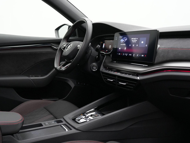 Skoda Octavia Combi 1.4 TSI RS iV 245 pk DSG PHEV Business | Panoramadak | Canton | Adaptief onderstel | Matrix LED | Achteruitrijcamera | Sto