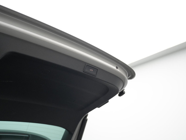 Skoda Octavia Combi 1.4 TSI RS iV 245 pk DSG PHEV Business | Panoramadak | Canton | Adaptief onderstel | Matrix LED | Achteruitrijcamera | Sto