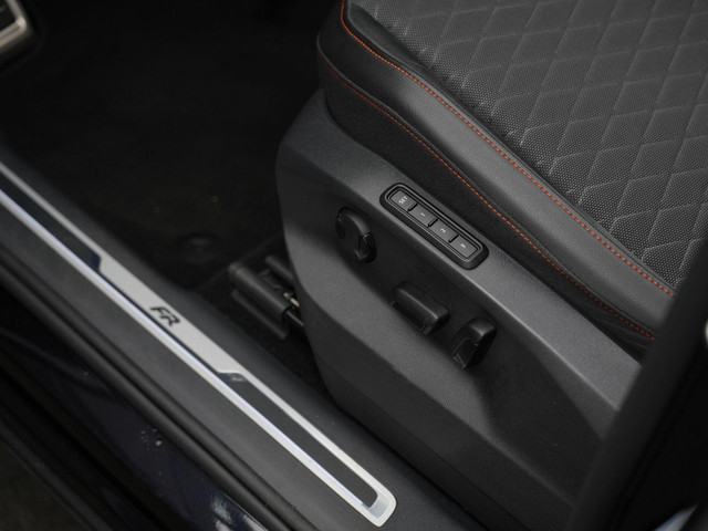 Seat Tarraco 1.4 TSI e-Hybrid 245 pk DSG PHEV FR Business | Panoramadak | Trekhaak | Adaptief onderstel | Geheugenstoel | Rondomzicht camera