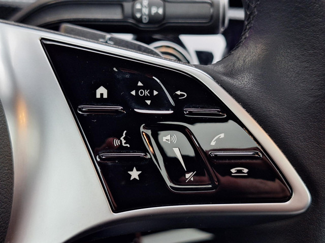 Mercedes-Benz A-Klasse 250 e Star Edition Luxury Line | Panoramadak | Night pakket | Achteruitrijcamera | Sfeerverlichting | Multibeam LED | Dodehoekas