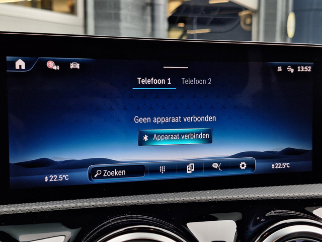 Mercedes-Benz A-Klasse 250 e Star Edition Luxury Line | Panoramadak | Night pakket | Achteruitrijcamera | Sfeerverlichting | Multibeam LED | Dodehoekas