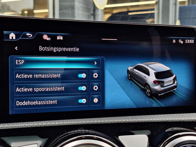 Mercedes-Benz A-Klasse 250 e Star Edition Luxury Line | Panoramadak | Night pakket | Achteruitrijcamera | Sfeerverlichting | Multibeam LED | Dodehoekas