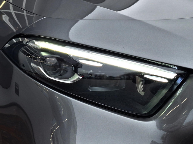 Mercedes-Benz A-Klasse 250 e Star Edition Luxury Line | Panoramadak | Night pakket | Achteruitrijcamera | Sfeerverlichting | Multibeam LED | Dodehoekas