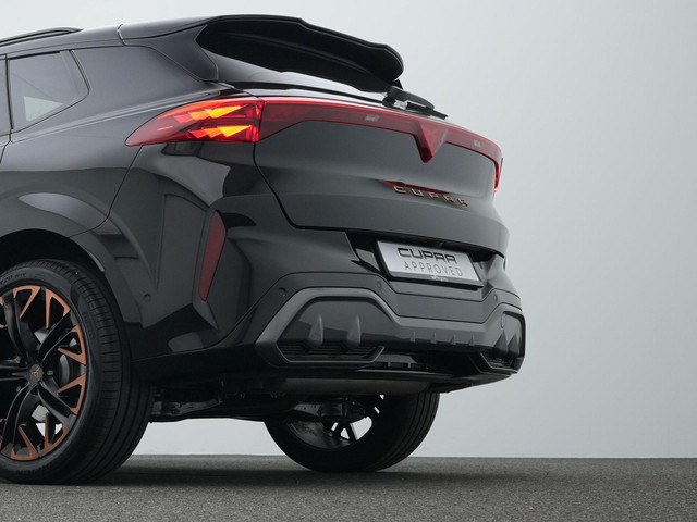 CUPRA Terramar 1.5 TSI e-Hybrid 272 pk DSG VZ Performance | Panoramadak | Trekhaak | Leder Suede | Sennheiser | Geheugenstoel | Matrix LED | Ad