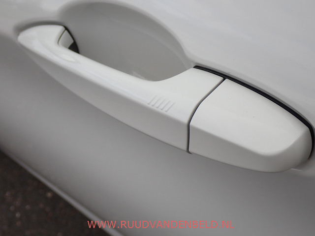 BMW 2 Serie Active Tourer 225XE M-PAKKET SHADOWLINE 94%SOH SPORTLEER KEYLESS NAVI