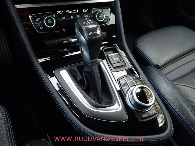 BMW 2 Serie Active Tourer 225XE M-PAKKET SHADOWLINE 94%SOH SPORTLEER KEYLESS NAVI