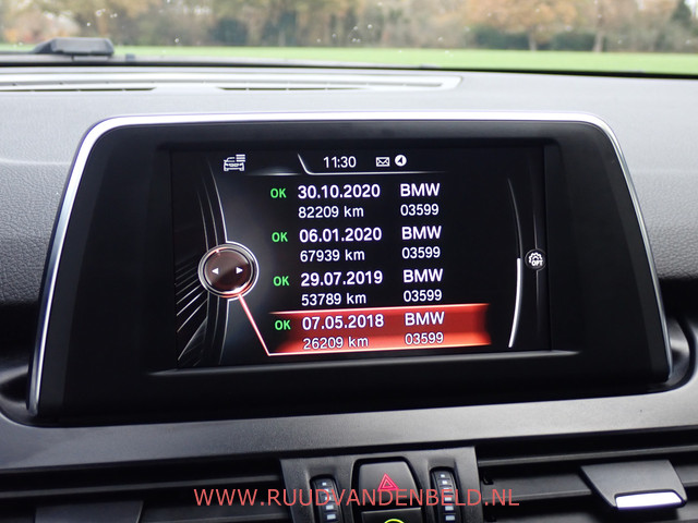 BMW 2 Serie Active Tourer 225XE M-PAKKET SHADOWLINE 94%SOH SPORTLEER KEYLESS NAVI