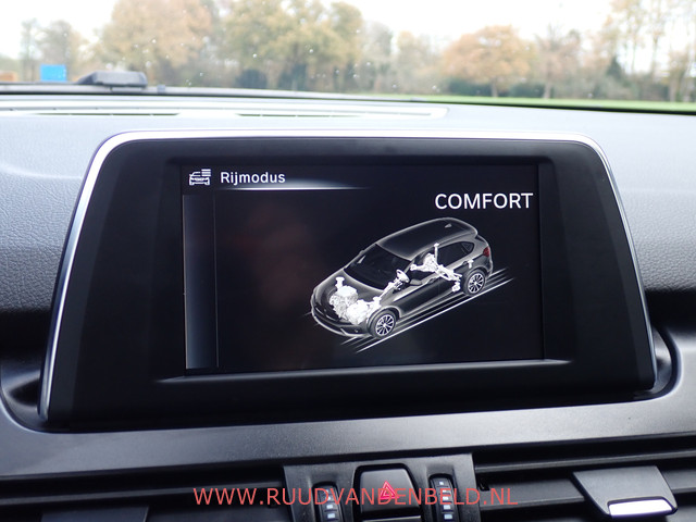 BMW 2 Serie Active Tourer 225XE M-PAKKET SHADOWLINE 94%SOH SPORTLEER KEYLESS NAVI