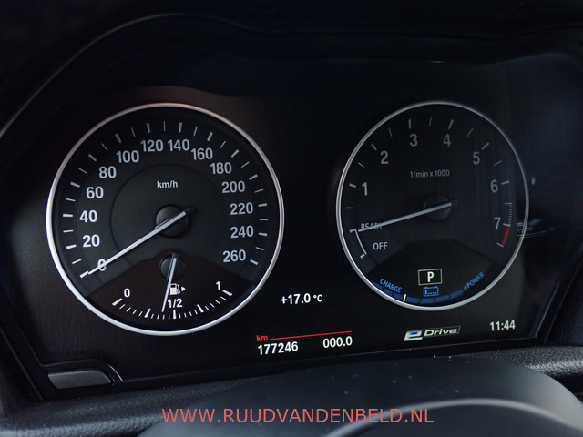 BMW 2 Serie Active Tourer 225XE M-PAKKET SHADOWLINE 94%SOH SPORTLEER KEYLESS NAVI