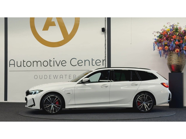 BMW 3 Serie Touring 320e M-SPORT PRO | HEAD-UP | 360 CAMERA | LASER LED | HIFI AUDIO