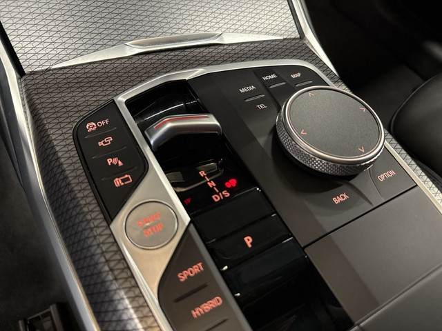 BMW 3 Serie Touring 320e M-SPORT PRO | HEAD-UP | 360 CAMERA | LASER LED | HIFI AUDIO