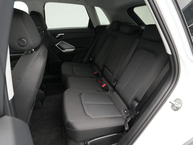 Audi Q3 45 TFSI e 245pk S-Tronic edition Navi Camera Stoelverwarming Carplay Side Assist 21