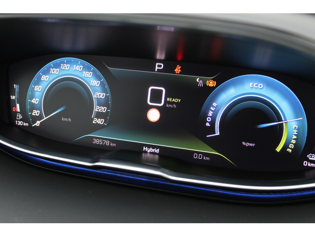 Peugeot 3008 1.6 HYbrid 225 GT | Nachtzicht | Panoramadak | Trekhaak | Navigatie | Camera | BLIS