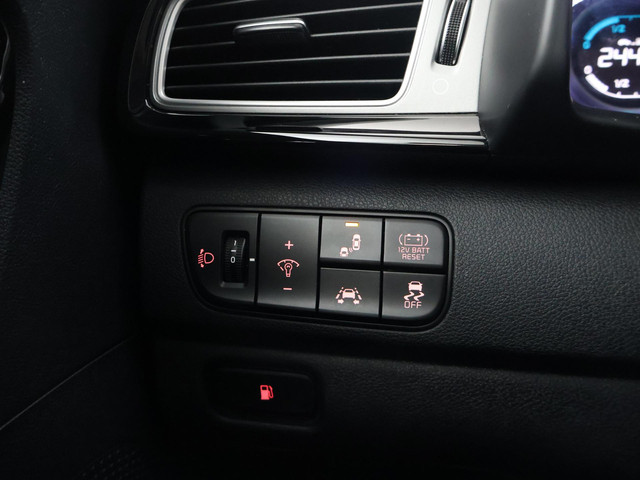 Kia Niro 1.6 GDi HYBRID AUT. EXECUTIVELINE + LEDER | JBL TREKHAAK | STOELVENTILATIE | STUUR STOELVERWARMING
