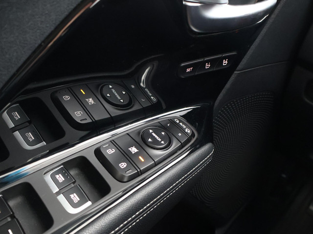 Kia Niro 1.6 GDi HYBRID AUT. EXECUTIVELINE + LEDER | JBL TREKHAAK | STOELVENTILATIE | STUUR STOELVERWARMING