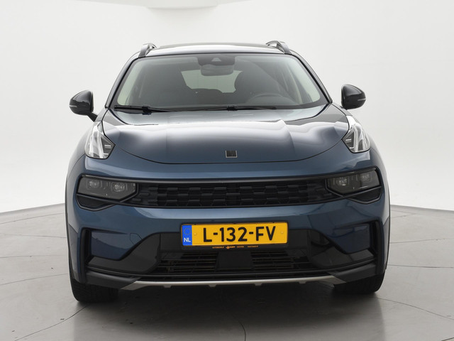 lynk--co-01-1.5---20-inch-zwarte-velgen---rode-remklauwen---panorama---premium-audio---sfeerverlichting