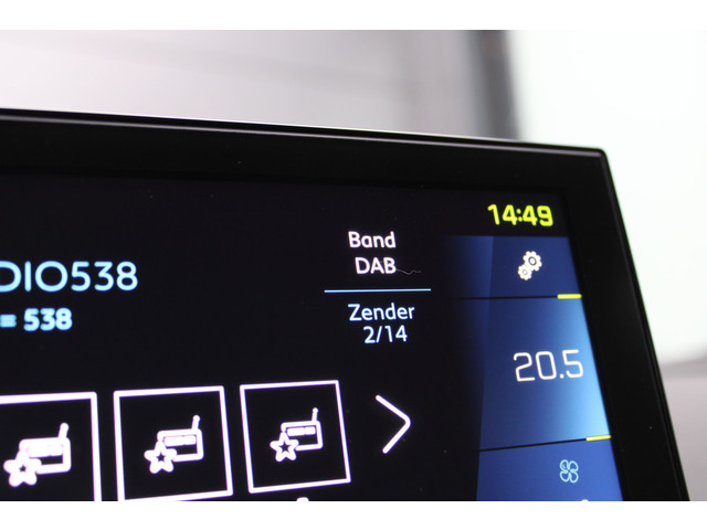 Peugeot 3008 1.6 HYbrid4 300 GT | Trekhaak | Focal | Camera | Leder | Navigatie | Adaptieve cruise