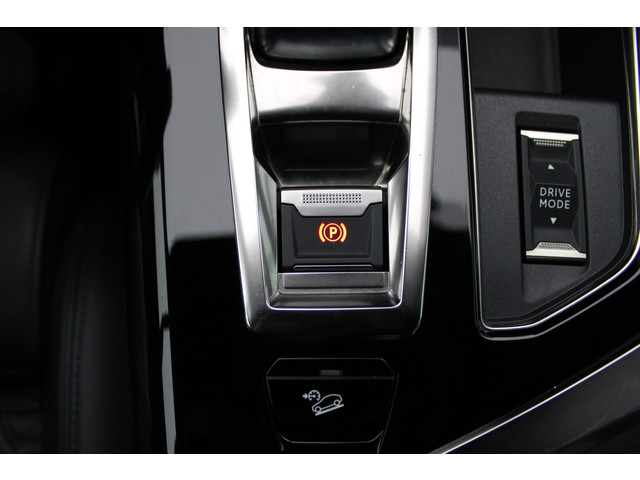 Peugeot 3008 1.6 HYbrid4 300 GT | Trekhaak | Focal | Camera | Leder | Navigatie | Adaptieve cruise