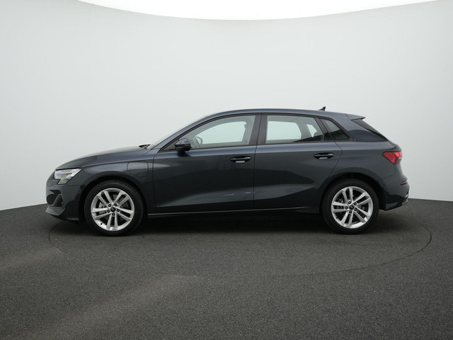 Audi A3 Sportback 40 TFSI e 204 pk S-tronic Advanced edition | Achteruitrijcamera | Navigatie | Stoelverwarming | Adaptive Cruise