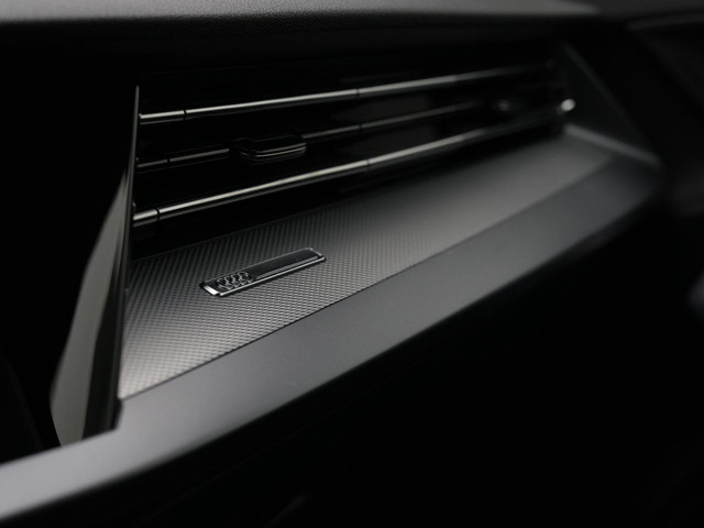 Audi A3 Sportback 40 TFSI e 204 pk S-tronic Advanced edition | Achteruitrijcamera | Navigatie | Stoelverwarming | Adaptive Cruise