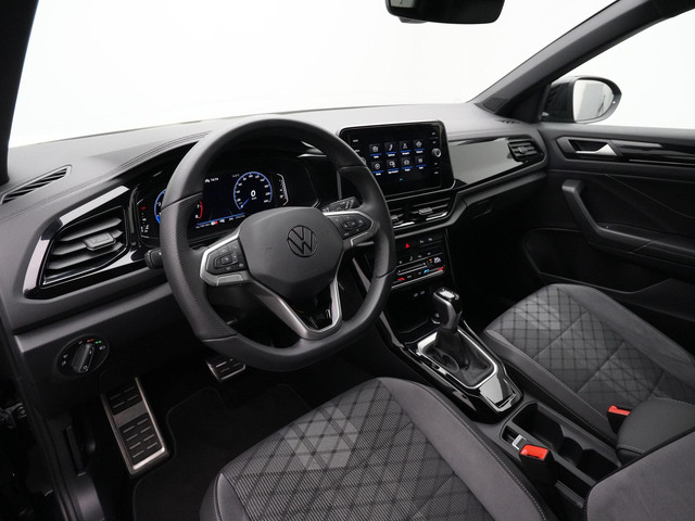 Volkswagen T-Roc 1.5 TSI 150 pk DSG R-Line | IQ Light | Parkeersensoren voor achter | Adaptive Cruise | Carplay