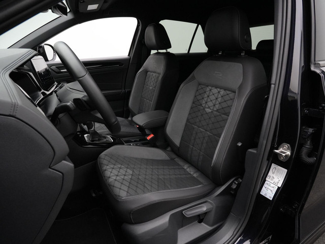 Volkswagen T-Roc 1.5 TSI 150 pk DSG R-Line | IQ Light | Parkeersensoren voor achter | Adaptive Cruise | Carplay