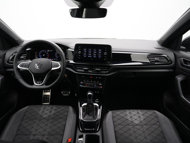 Volkswagen T-Roc 1.5 TSI 150 pk DSG R-Line | IQ Light | Parkeersensoren voor achter | Adaptive Cruise | Carplay