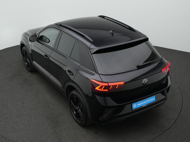 Volkswagen T-Roc 1.5 TSI 150 pk DSG R-Line | IQ Light | Parkeersensoren voor achter | Adaptive Cruise | Carplay