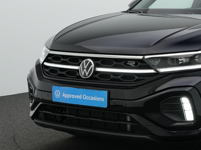Volkswagen T-Roc 1.5 TSI 150 pk DSG R-Line | IQ Light | Parkeersensoren voor achter | Adaptive Cruise | Carplay