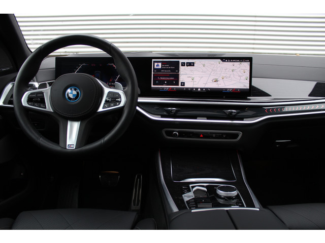 BMW X5 xDrive50e M-Sport | Panoramadak | Luchtvering | Harman Kardon | Iconic Glow | Trekhaak