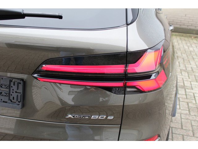 BMW X5 xDrive50e M-Sport | Panoramadak | Luchtvering | Harman Kardon | Iconic Glow | Trekhaak