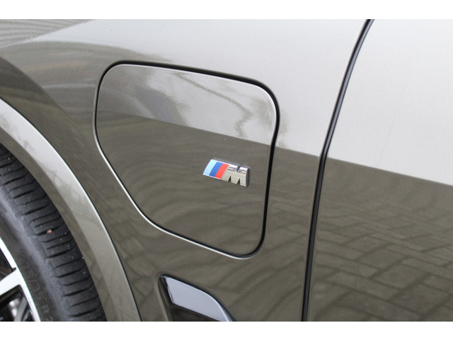 BMW X5 xDrive50e M-Sport | Panoramadak | Luchtvering | Harman Kardon | Iconic Glow | Trekhaak