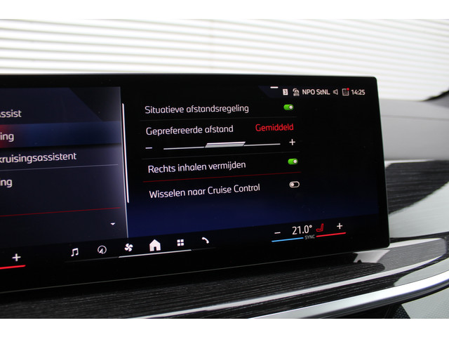 BMW X5 xDrive50e M-Sport | Panoramadak | Luchtvering | Harman Kardon | Iconic Glow | Trekhaak