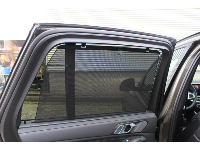 BMW X5 xDrive50e M-Sport | Panoramadak | Luchtvering | Harman Kardon | Iconic Glow | Trekhaak