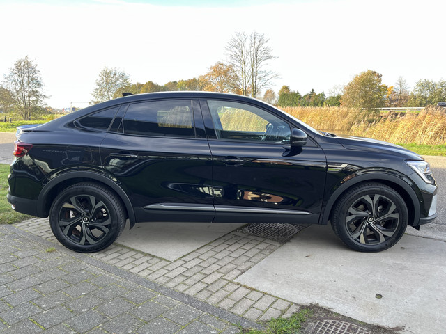 Renault Arkana 1.6 E-Tech hybrid 145 PK E-Tech engineered Stoelverw. + Stuurverw. Apple Carplay - Android Auto Keyless 18'''LMV