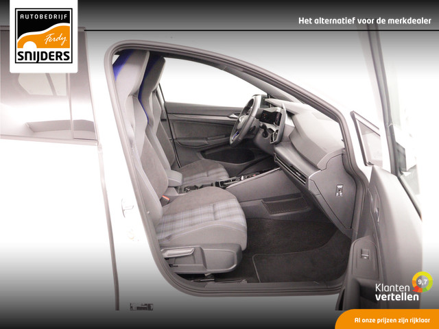 Volkswagen Golf 1.5 eHybrid GTE Black Style 272PK | HeadUp | IQ | Elec.Trekhaak | PDC + Cam | Winterpack - RIJKLAAR