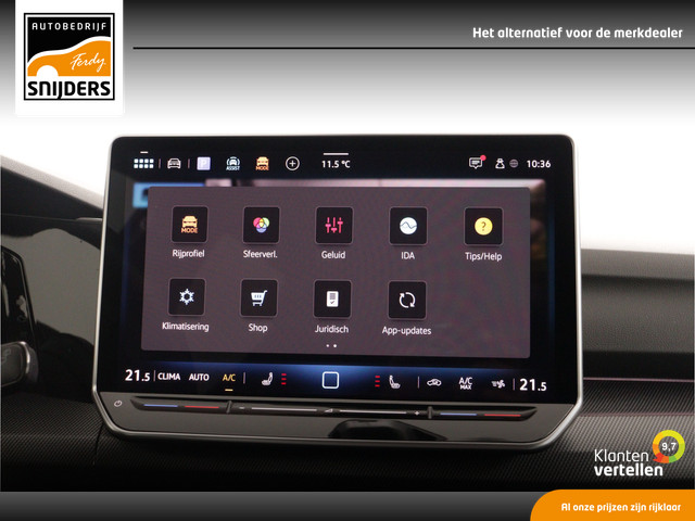 Volkswagen Golf 1.5 eHybrid GTE Black Style 272PK | HeadUp | IQ | Elec.Trekhaak | PDC + Cam | Winterpack - RIJKLAAR