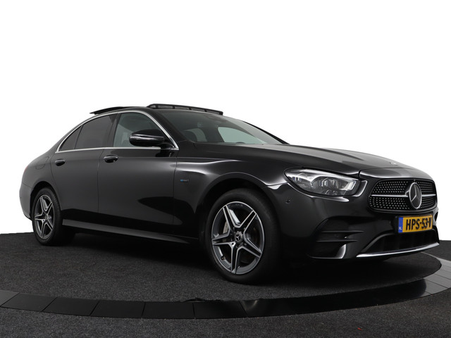Mercedes-Benz E-Klasse 300 e AMG 4MATIC 320 PK Exclusive Line | Panorama | Burmester | 360 cam | Widescreen | Adapt.Cruise - RIJKLAAR