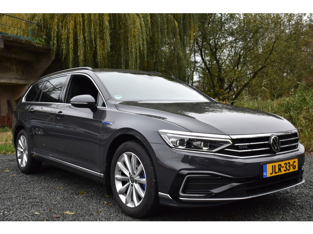 Volkswagen Passat Variant GTE 218PK DSG HYBRID GTE BUSINESS LEDER CAMERA IQ-LIGHT